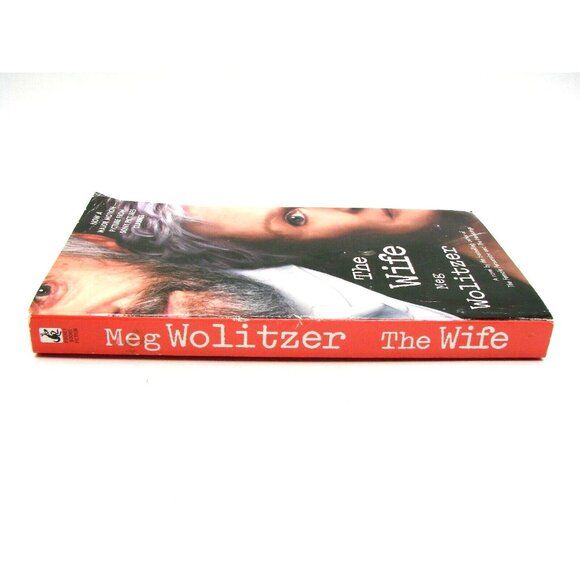 The Wife 2003 A Novel By Meg Wolitzer Paperback Book with 288 Pages - Picture 2 of 7